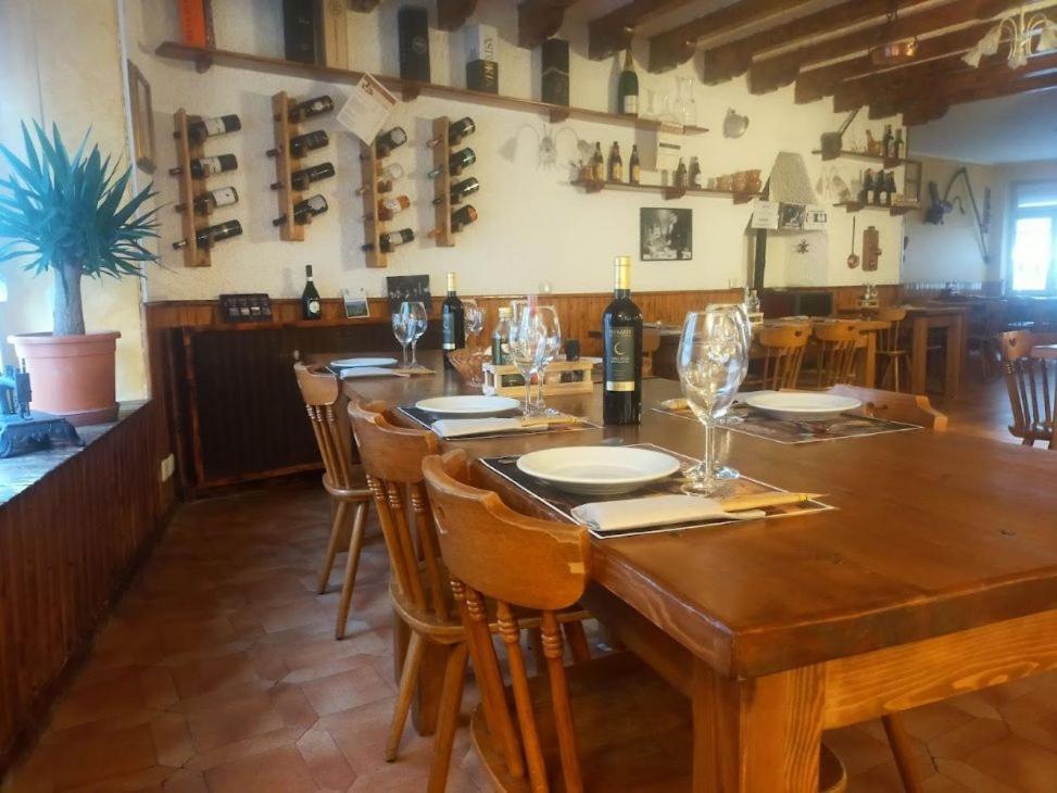 Locanda Da Tullio Capovalle ภายนอก รูปภาพ